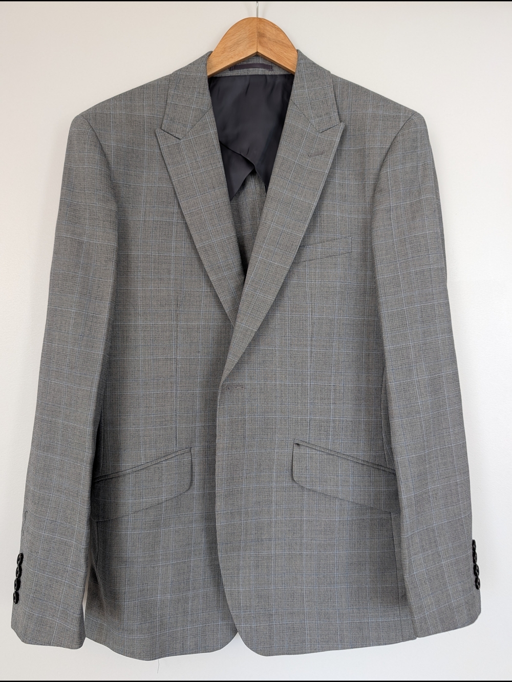 Reiss Gray Plaid Men's Three Piece Suit - 38R